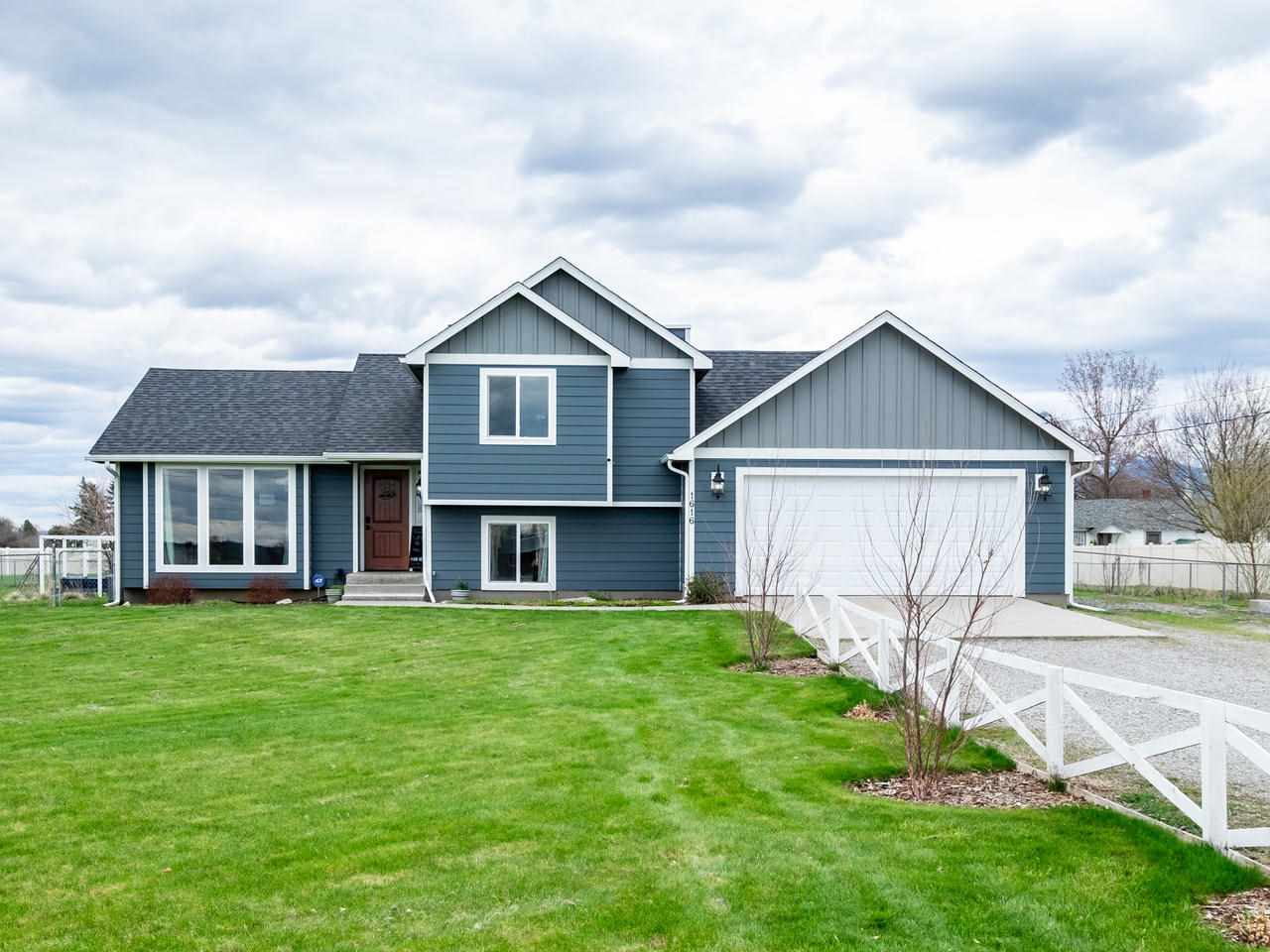 1616 North Long Road Greenacres, WA 99016 - Photo 1 of 20 Gallery Image 1