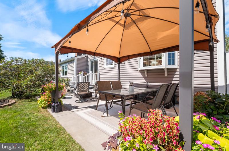 13 Champlain Road Marlton, NJ 08053 - Photo 36 of 38 Covered Patio