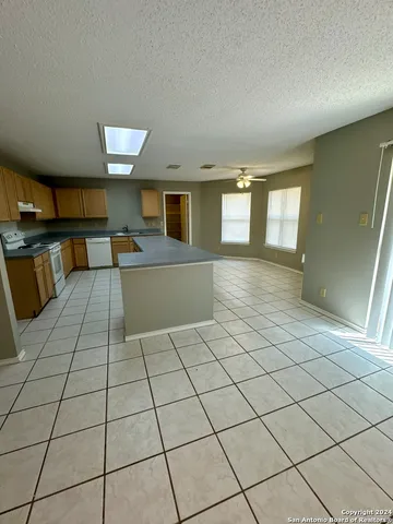 $1,850 | 216 Newrock Creek, Schertz, TX 78154