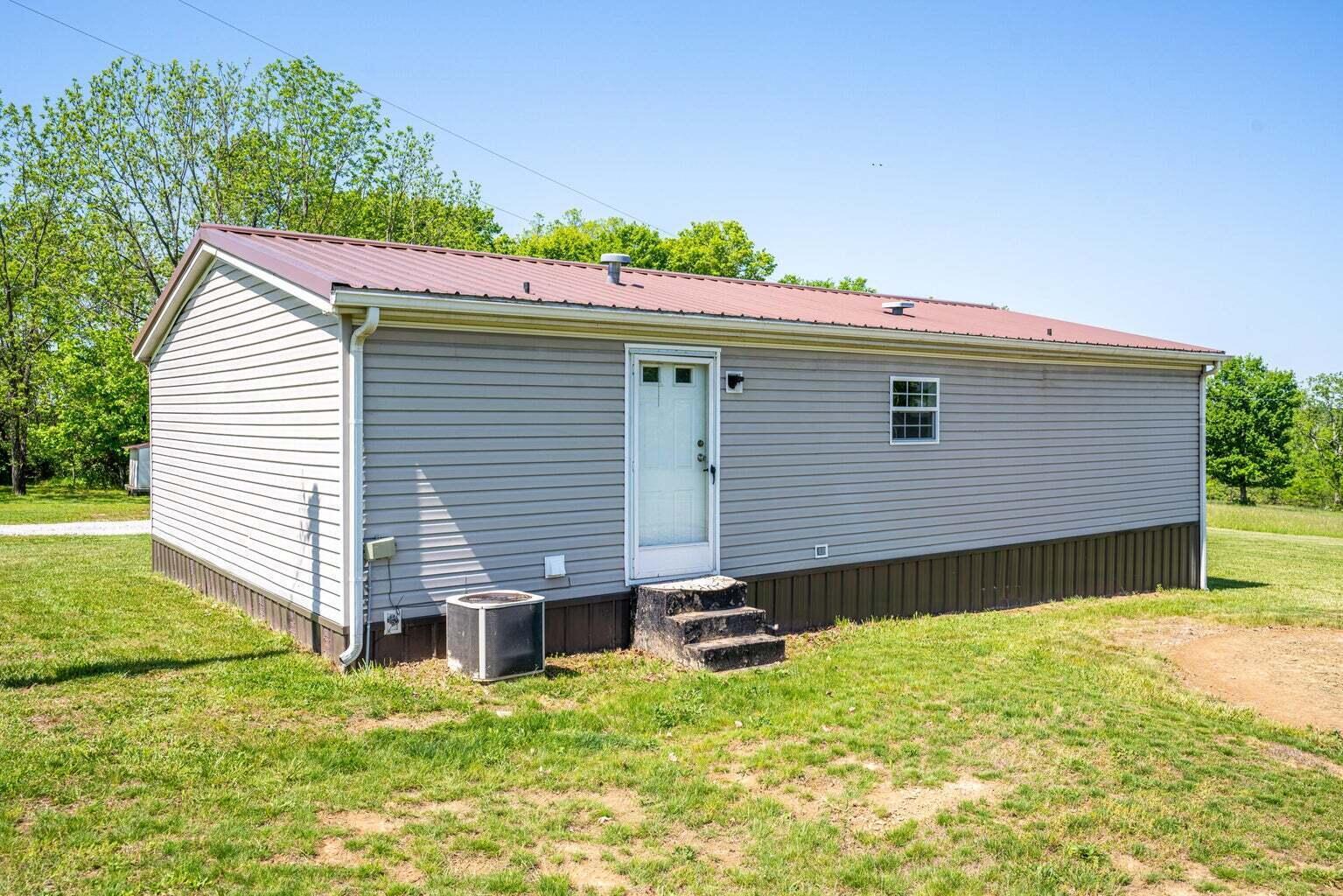 5206 Fords Mill Road Versailles, KY 40383 - Photo 19 of 21 20230513152544535196000000-o