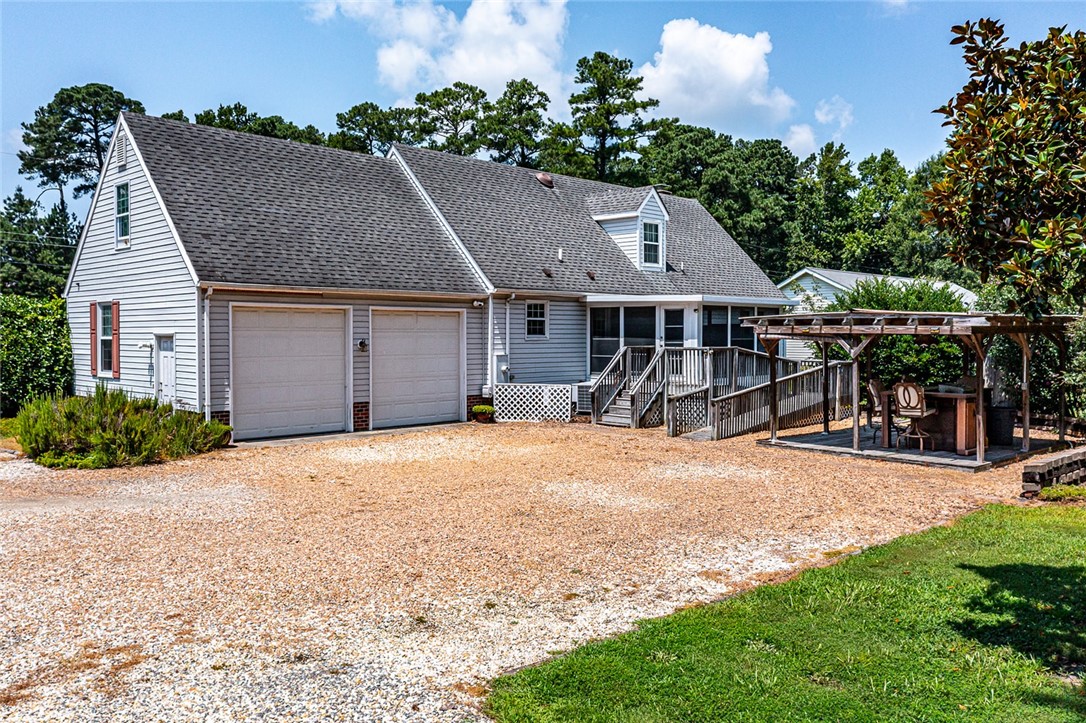 143 Sutton Avenue Reedville, VA 22539 - Photo 5 of 32 Gallery Image 5