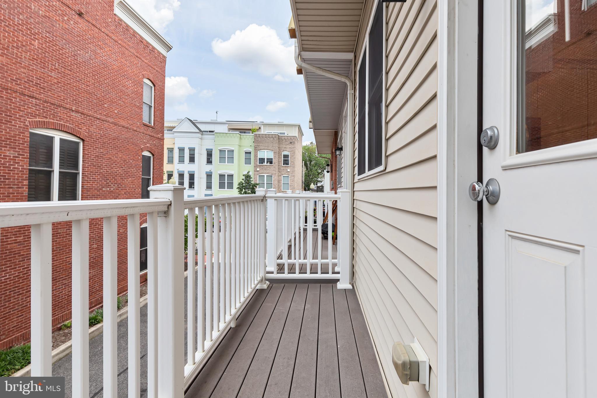 1005 5th Street Southeast Washington, DC 20003 - Photo 12 of 40