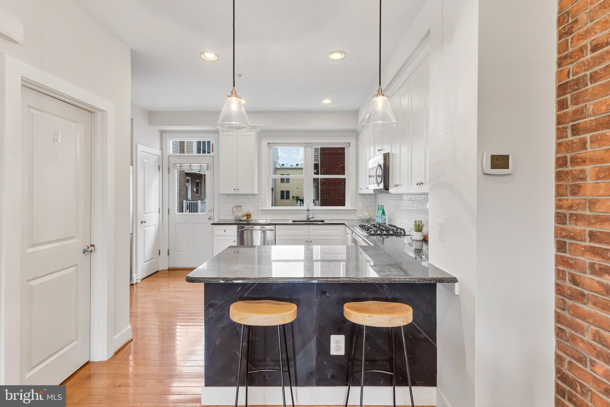 1005 5th Street Southeast Washington, DC 20003 - Photo 14 of 40