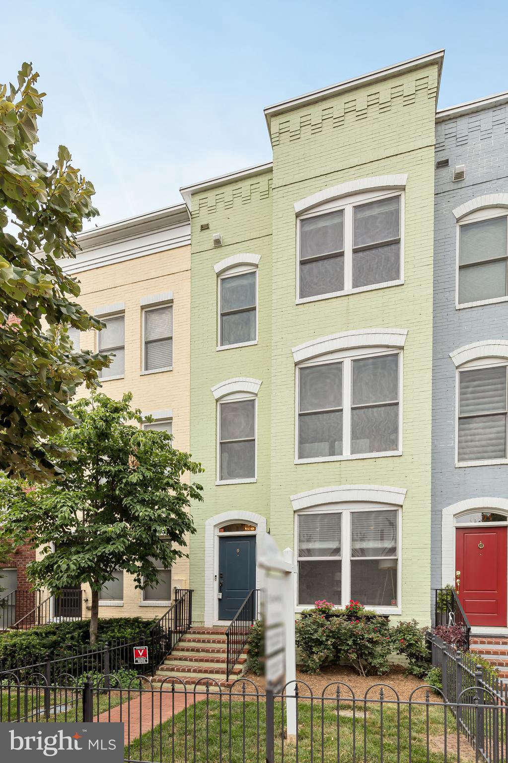 1005 5th Street Southeast Washington, DC 20003 - Photo 2 of 40