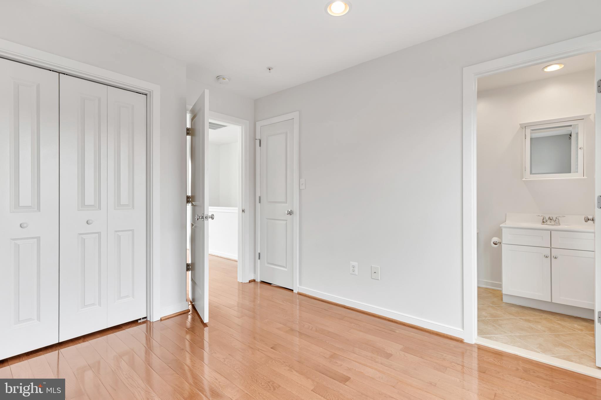 1005 5th Street Southeast Washington, DC 20003 - Photo 32 of 40