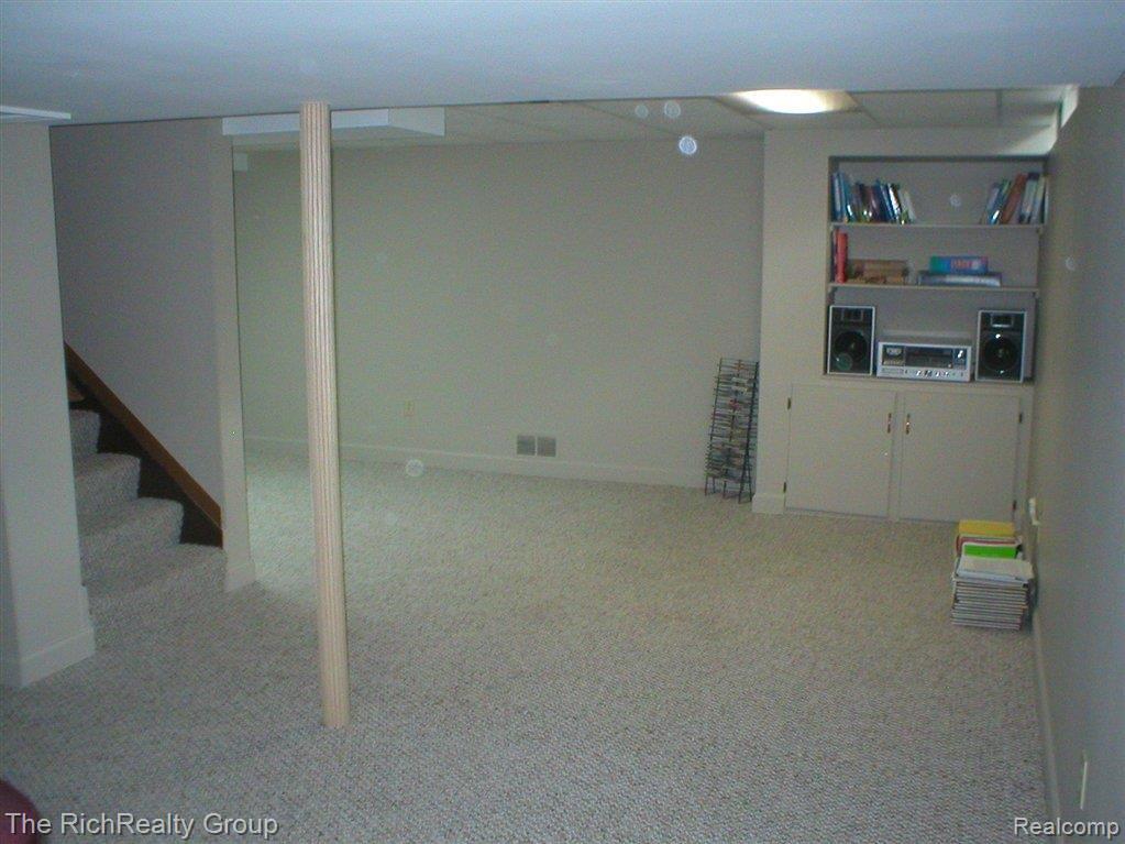 43110 Keystone Canton, MI 48187 - Photo 20 of 21 Keystone 002.jpg