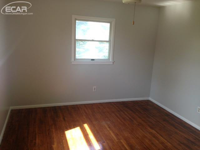 9950 South Reese Road Birch Run, MI 48415 - Photo 7 of 10 21294603-6.JPG