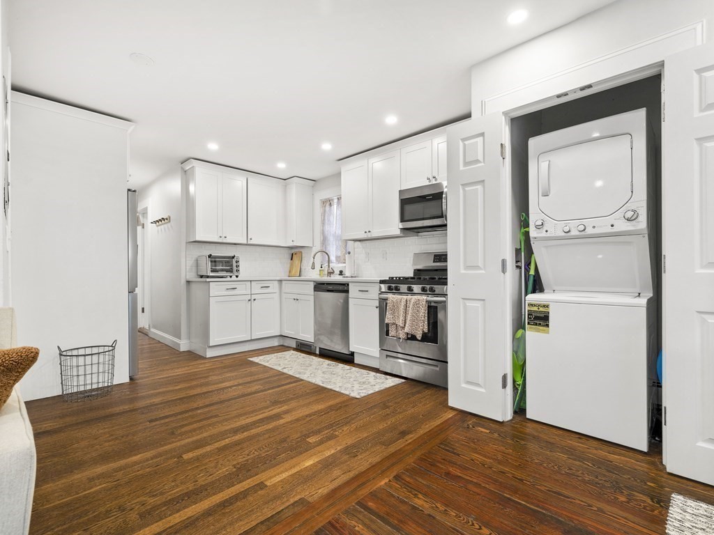 91 Burrell Street, Unit 2 Boston, MA 02119 - Photo 5 of 18