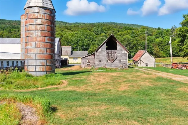 $980,000 | 1433 North 116 Road, Unit B, Bristol, VT 05443