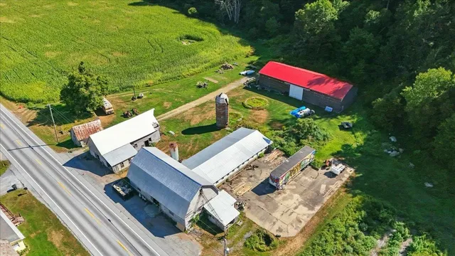 $980,000 | 1433 North 116 Road, Unit B, Bristol, VT 05443