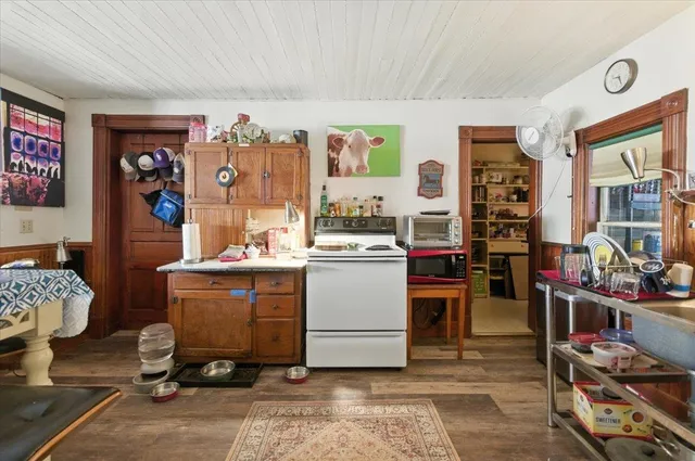 $980,000 | 1433 North 116 Road, Unit B, Bristol, VT 05443