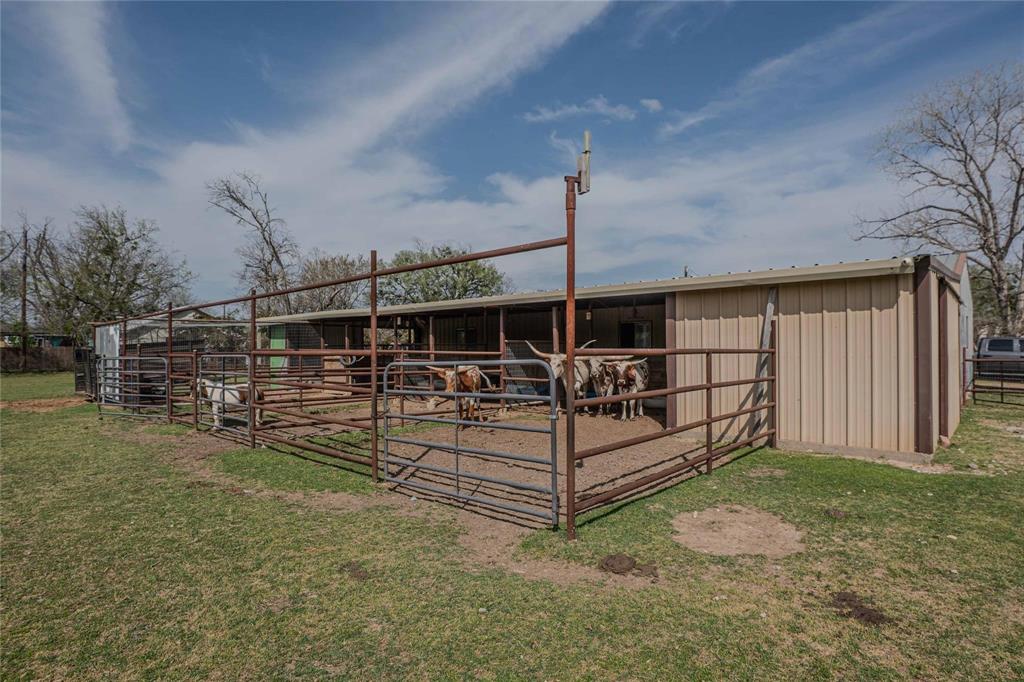 900 Silver Creek Azle Road Azle, TX 76020 - Photo 23 of 27