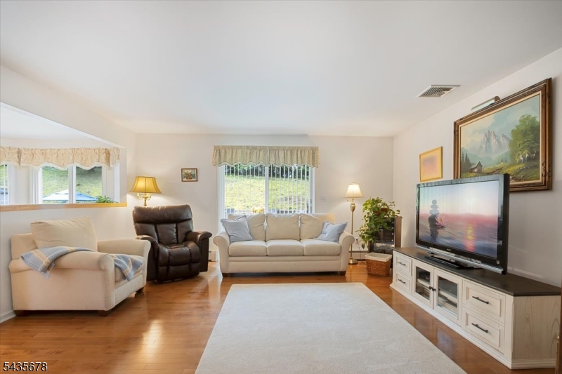 101 Jordan Road Rockaway, NJ 07866 - Photo 8 of 42
