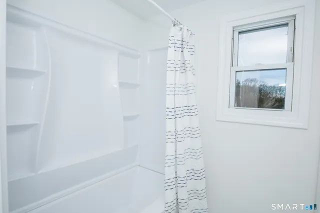 $379,000 | 291 Cartpath Drive, Meriden, CT 06450