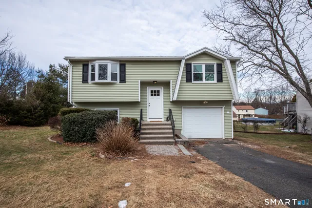 $379,000 | 291 Cartpath Drive, Meriden, CT 06450