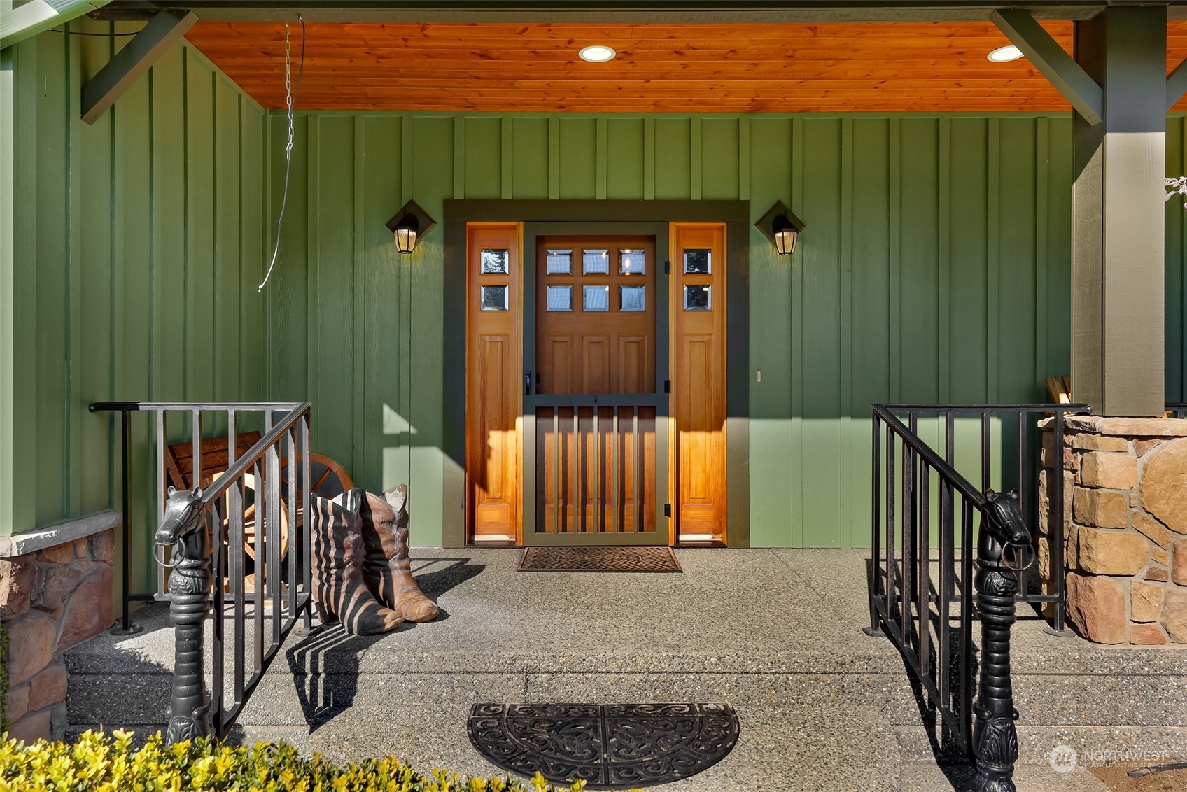 3678 Osgood Road Everson, WA 98247 - Photo 5 of 40 a front view of a house