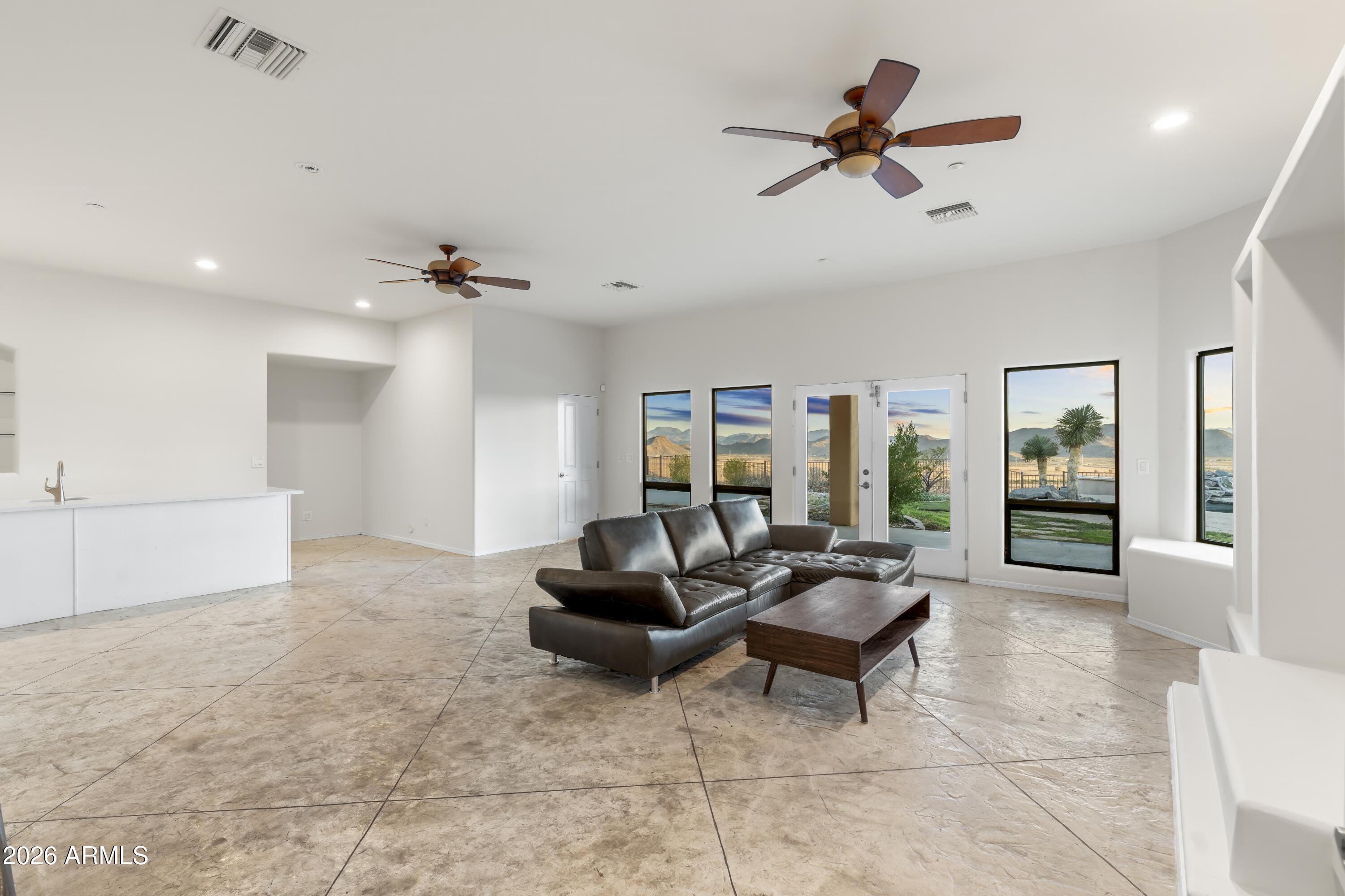 13040 North Hidden Valley Road Maricopa, AZ 85139 - Photo 23 of 57