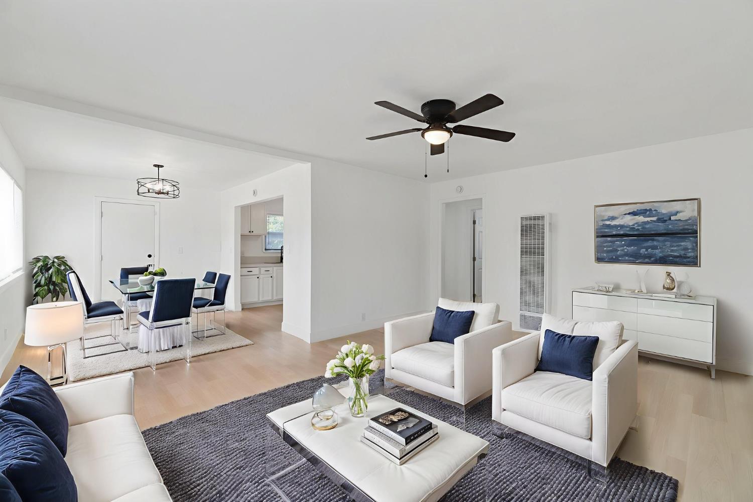 1559 North Carruth Avenue Fresno, CA 93728 - Photo 10 of 24 a living room with furniture