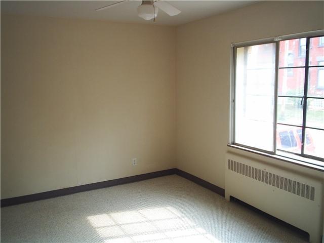 939 Bryden Road Columbus, OH 43205 - Photo 8 of 14 Gallery Image 8