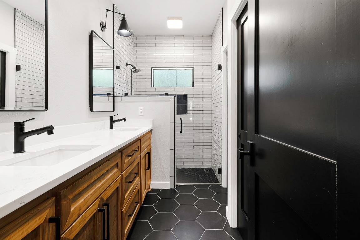 22797 Sharp Road Montgomery, TX 77356 - Photo 31 of 43