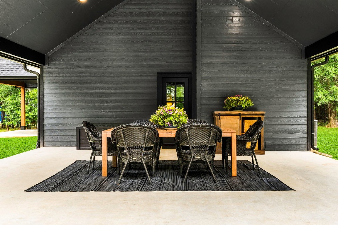 22797 Sharp Road Montgomery, TX 77356 - Photo 4 of 43