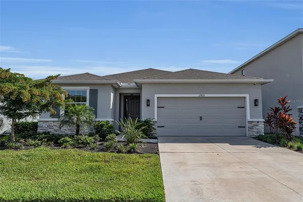 $3,200 | 17821 Cantarina Cove, Bradenton, FL 34211
