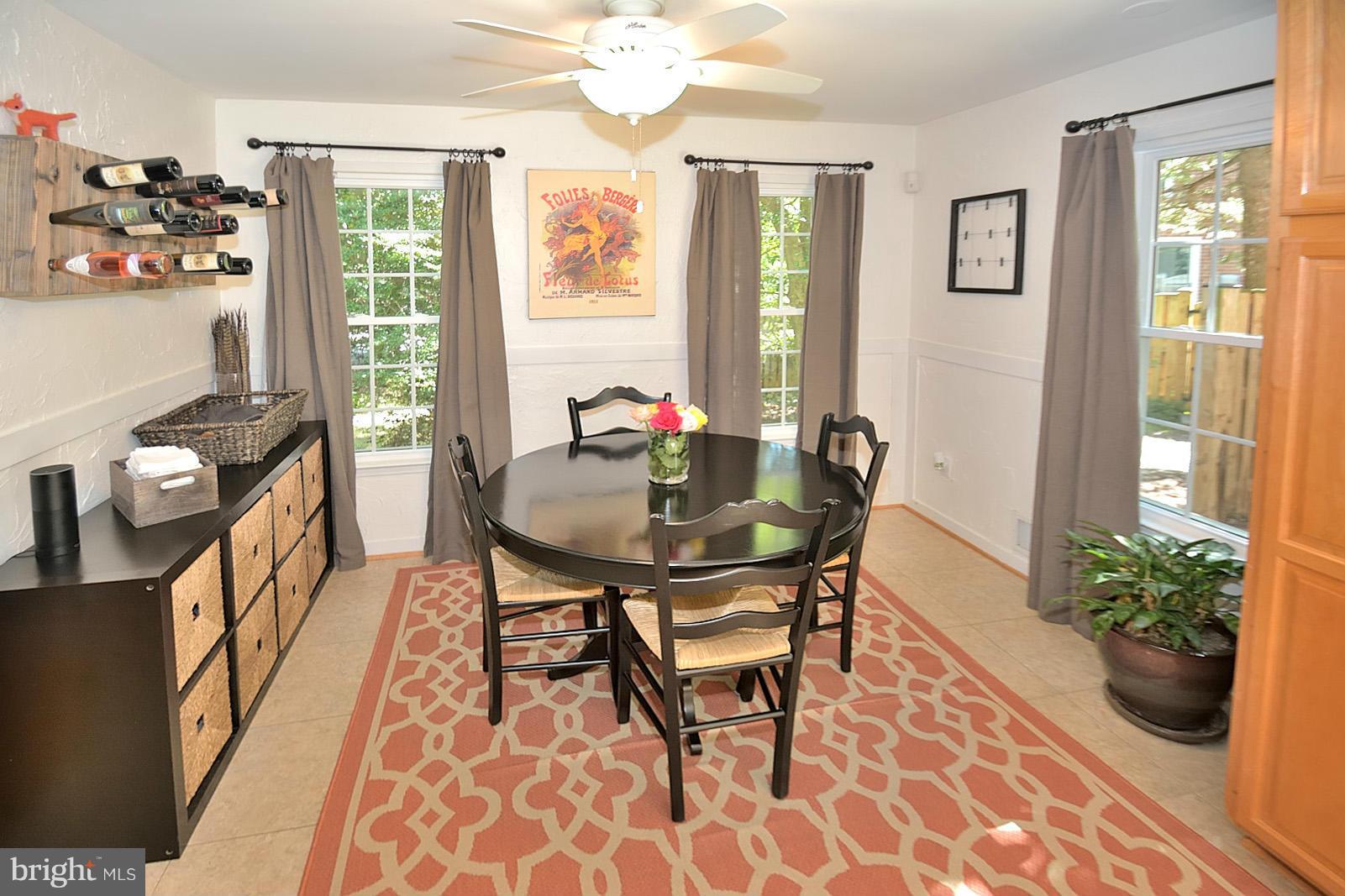 2422 Wanda Way Reston, VA 20191 - Photo 9 of 30 Eat in Kitchen