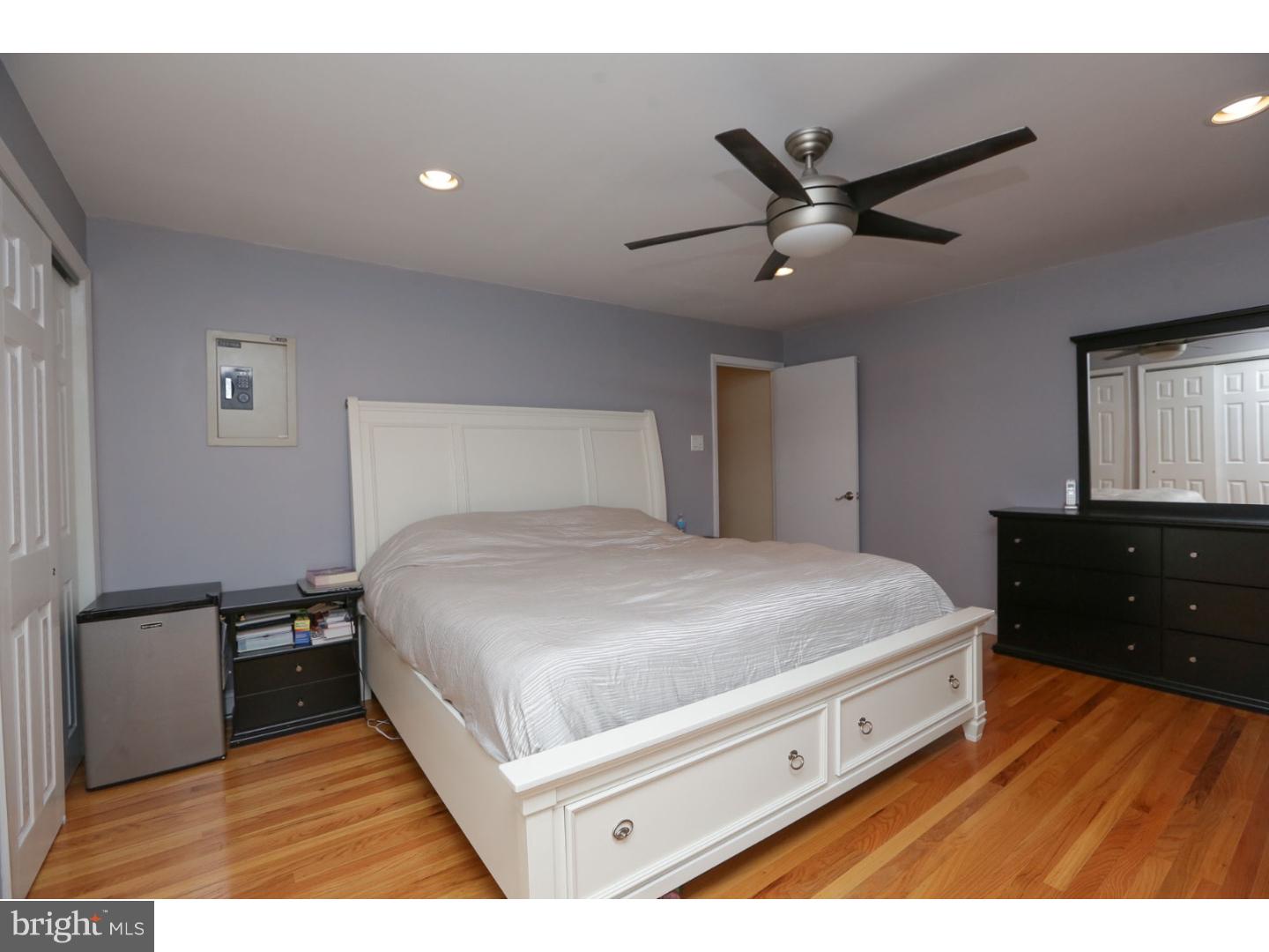1142 Morefield Road Philadelphia, PA 19115 - Photo 18 of 25