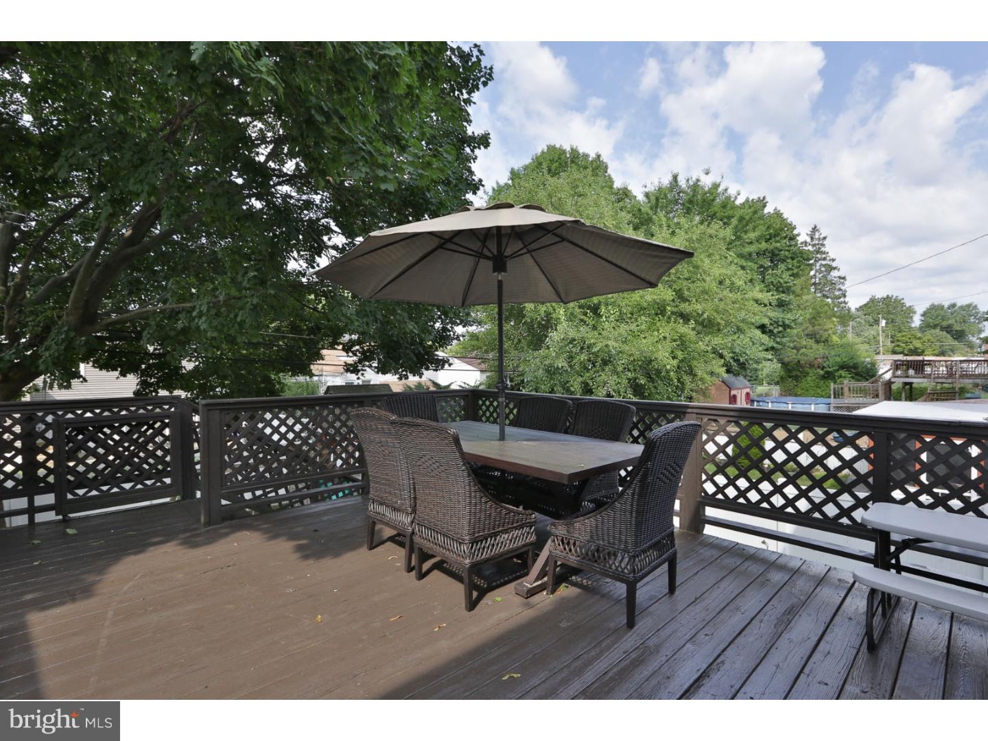 1142 Morefield Road Philadelphia, PA 19115 - Photo 6 of 25