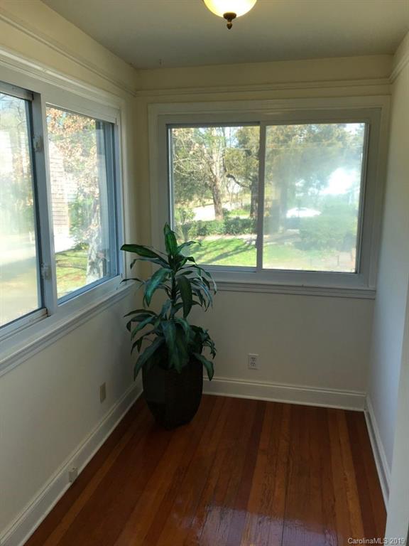 327 Spring Street Southwest Concord, NC 28025 - Photo 4 of 24 Gallery Image 4