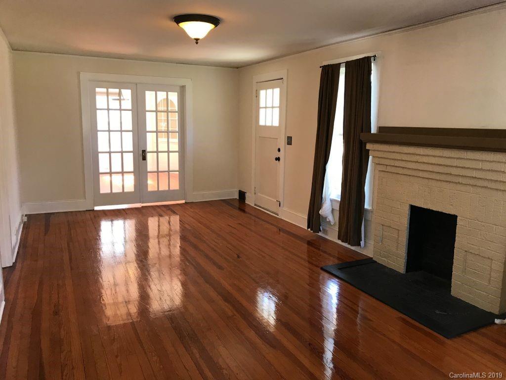 327 Spring Street Southwest Concord, NC 28025 - Photo 5 of 24 Gallery Image 5