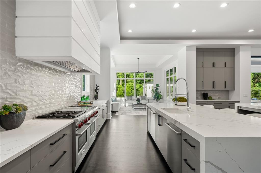5211 Powers Ferry Road Northwest Sandy Springs, GA 30327 - Photo 17 of 86 Gallery Image 17