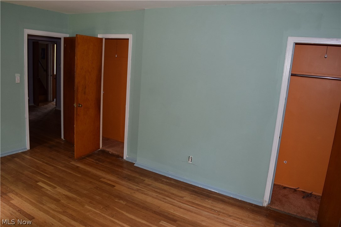 1024 Hereford Road Cleveland, OH 44112 - Photo 11 of 14