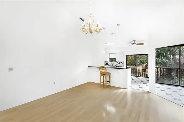 $345,000 | 1648 Starling Drive, Unit 202, Sarasota, FL 34231