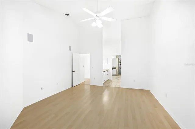 $399,000 | 1648 Starling Drive, Unit 202, Sarasota, FL 34231