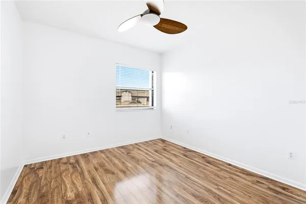 $345,000 | 1648 Starling Drive, Unit 202, Sarasota, FL 34231