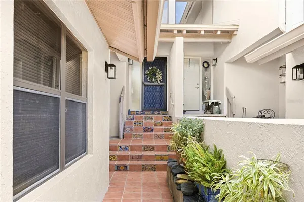 $345,000 | 1648 Starling Drive, Unit 202, Sarasota, FL 34231