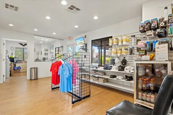 $345,000 | 1648 Starling Drive, Unit 202, Sarasota, FL 34231