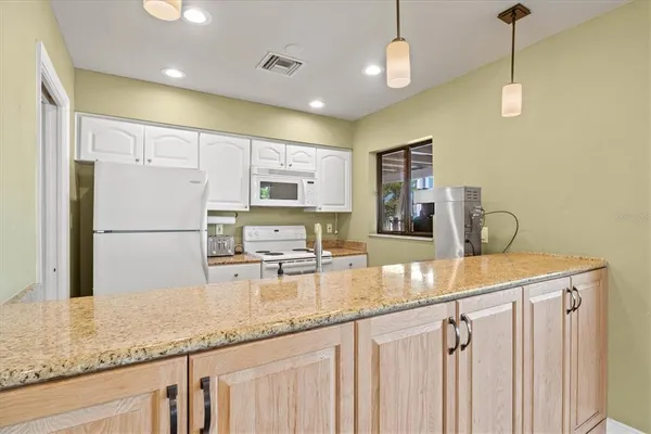 $345,000 | 1648 Starling Drive, Unit 202, Sarasota, FL 34231
