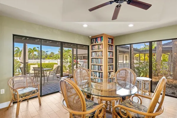 $345,000 | 1648 Starling Drive, Unit 202, Sarasota, FL 34231