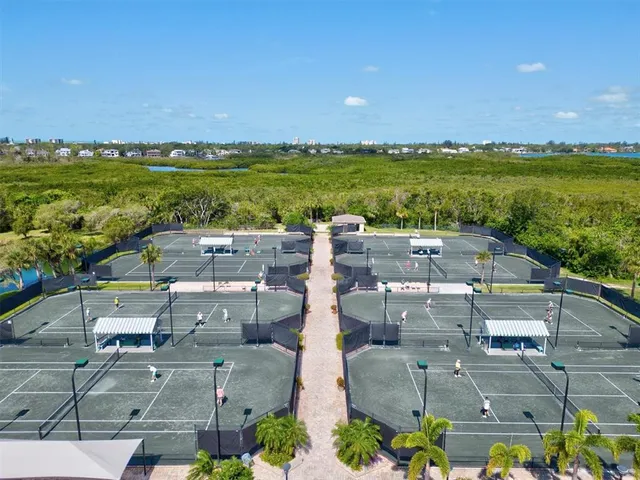 $399,000 | 1648 Starling Drive, Unit 202, Sarasota, FL 34231