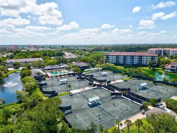$345,000 | 1648 Starling Drive, Unit 202, Sarasota, FL 34231