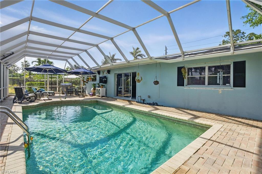 261 Viking Way Naples, FL 34110 - Photo 28 of 40