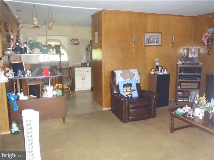 167 Wistar Road Fairless Hills, PA 19030 - Photo 11 of 17 Living Room