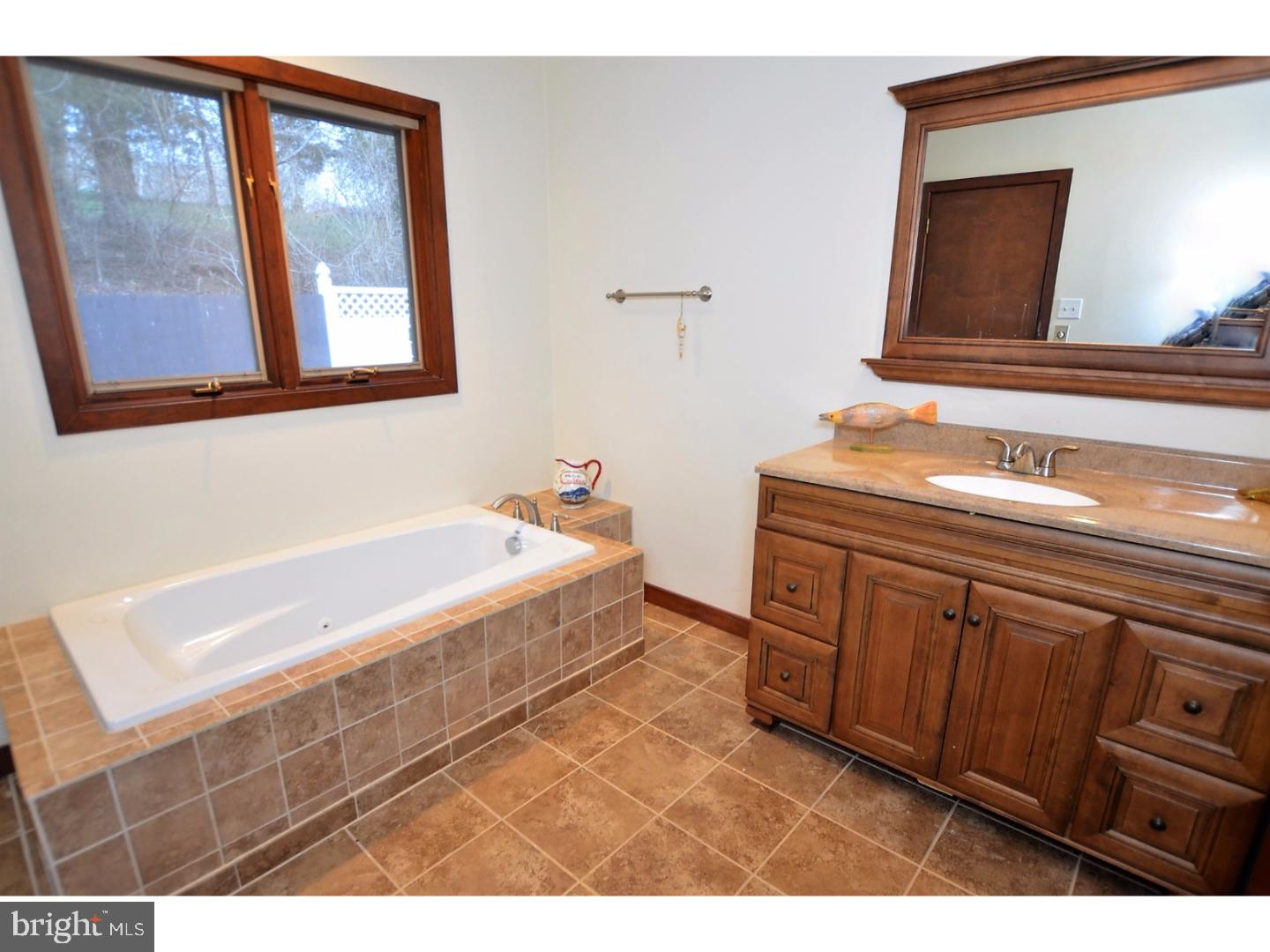 1009 Kepler Road Pottstown, PA 19464 - Photo 15 of 25 Bathroom
