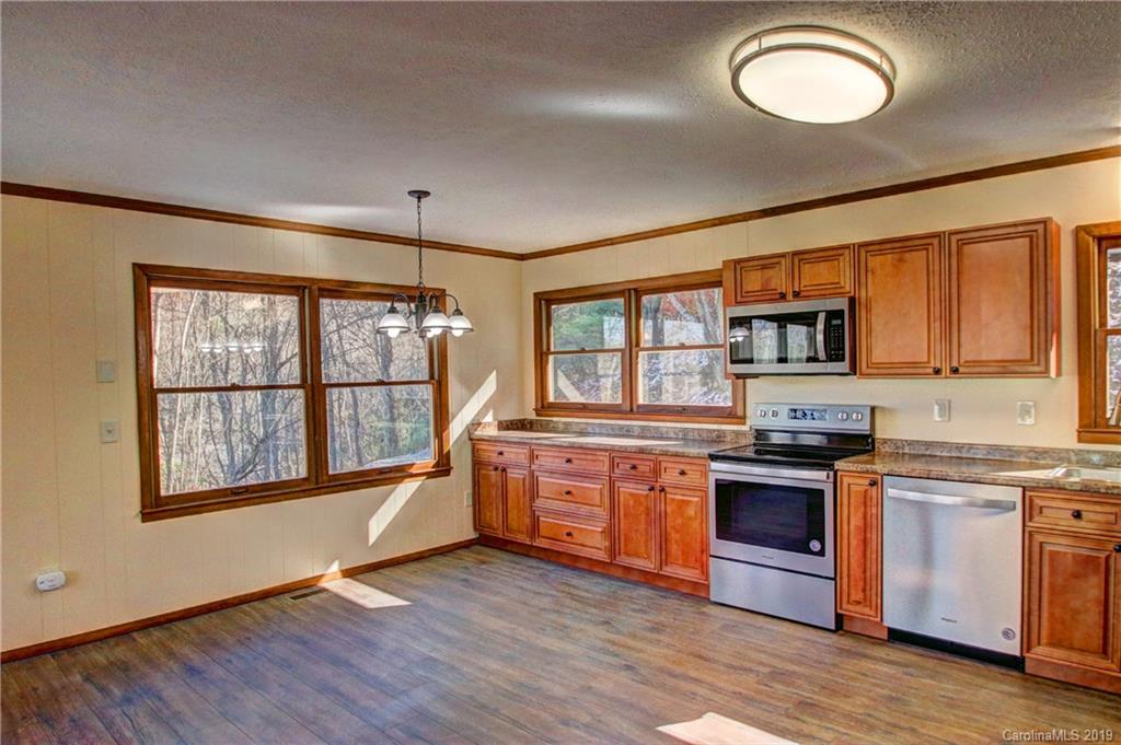 265 Mt Valley Road Waynesville, NC 28785 - Photo 5 of 21 Gallery Image 5