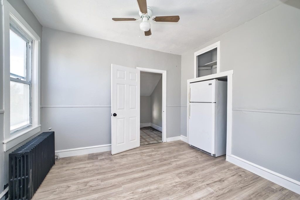 4 Oliver Street Fall River, MA 02724 - Photo 17 of 41