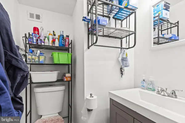 $240,000 | 3224 Spartan Road, Unit 3E6, Olney, MD 20832