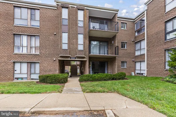 $240,000 | 3224 Spartan Road, Unit 3E6, Olney, MD 20832