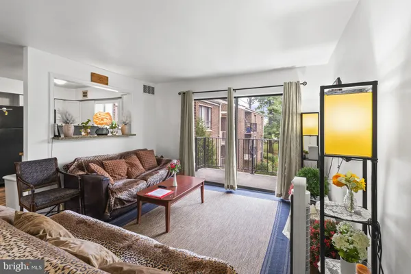 $240,000 | 3224 Spartan Road, Unit 3E6, Olney, MD 20832